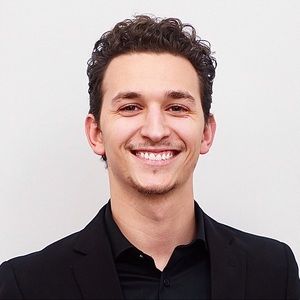 Meet your Posher, Ethan